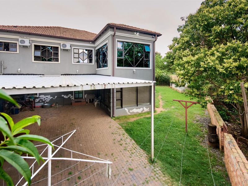 An Exceptional Residence in Vorna Valley Midrand For Sale - Photo 8