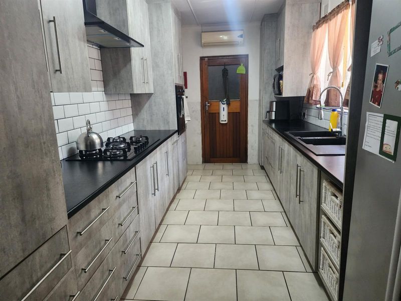 House For Sale in Richards Bay Central, Richards Bay, KwaZulu Natal - Photo 5