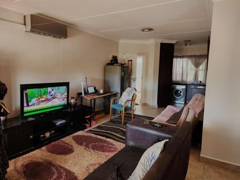 Apartment For Sale in Shelly Beach, Margate, KwaZulu Natal - Photo 7