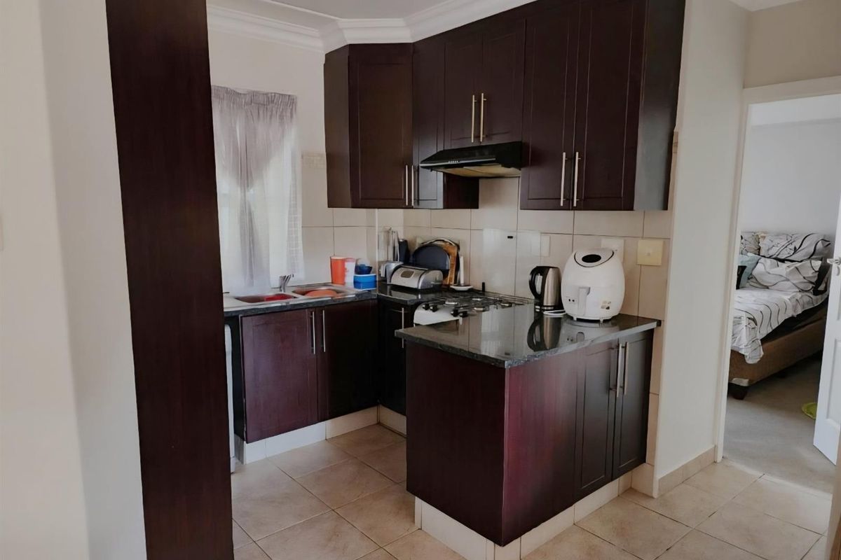 Apartment For Sale in Shelly Beach, Margate, KwaZulu Natal - Photo 4