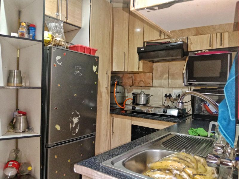 Getting a Secured lifestyle on this House To Rent in Danville, Pretoria - Photo 7