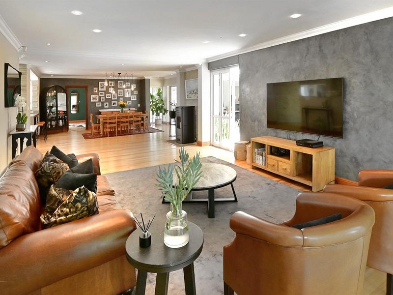 A Rare Acre Estate Offering Two Magnificent Homes Plus Work From Home Opportunities - Photo 7