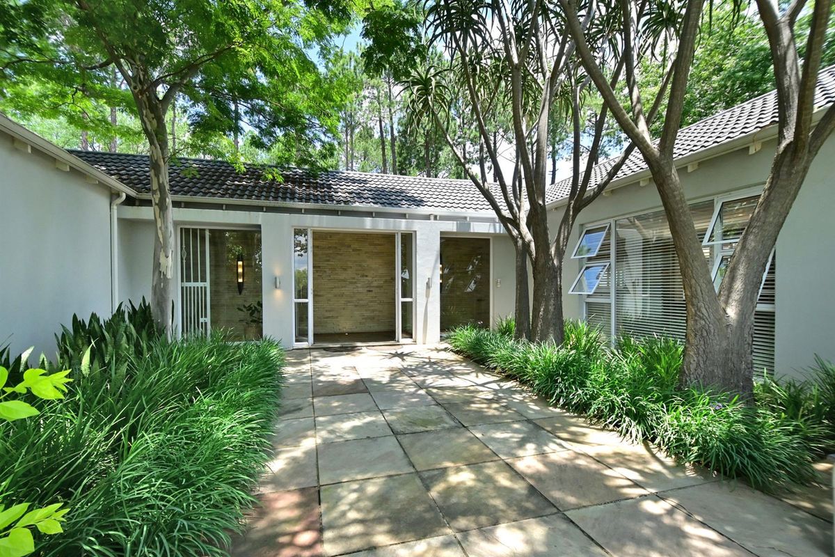 A Rare Acre Estate Offering Two Magnificent Homes Plus Work From Home Opportunities - Photo 4