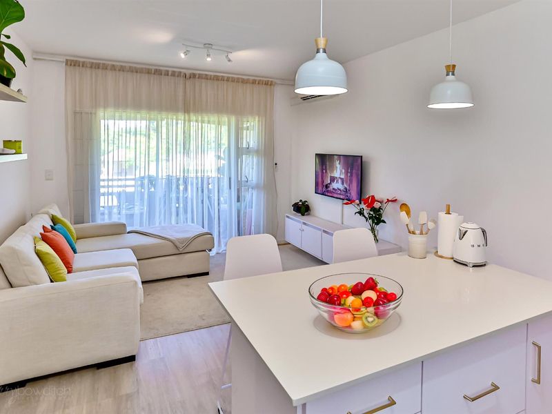 Beautifully Renovated 2-Bed, 2-Bath Apartment for Sale in Sheffield Manor - Photo 6