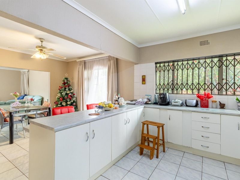 House For Sale in Eldoraigne, Centurion - Photo 8