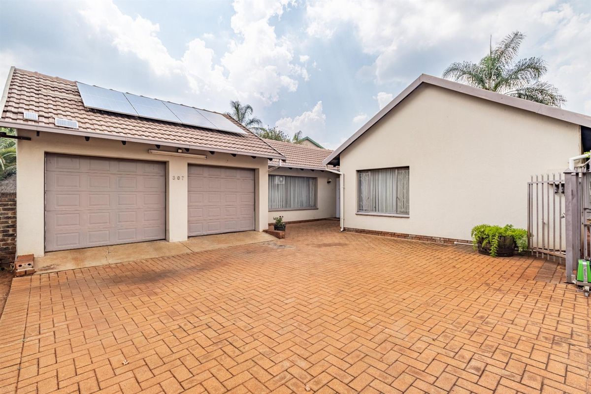 House For Sale in Eldoraigne, Centurion - Photo 4