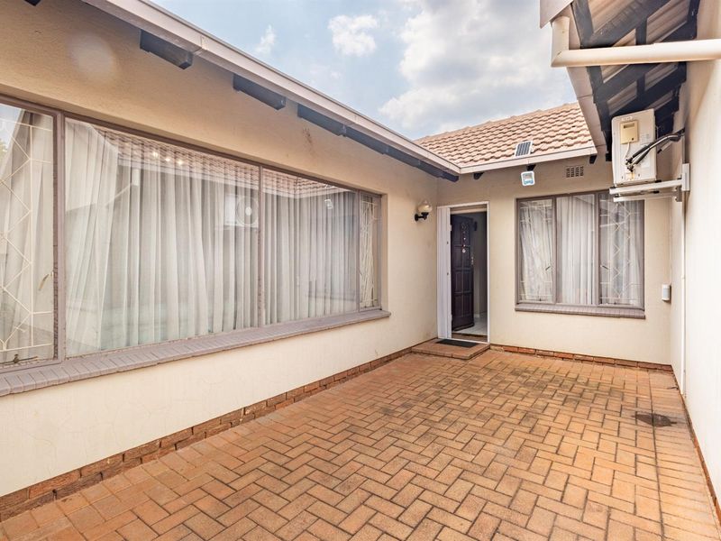 House For Sale in Eldoraigne, Centurion - Photo 5