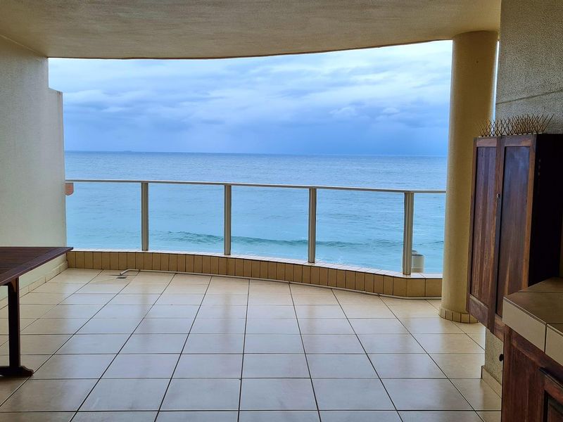 3 Bedroom Wheelchair Friendly Beachfront Bliss - Photo 2