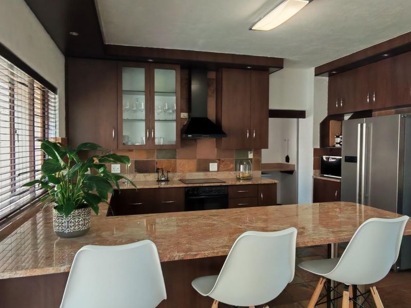 House For Sale in Steiltes, Nelspruit - Photo 6