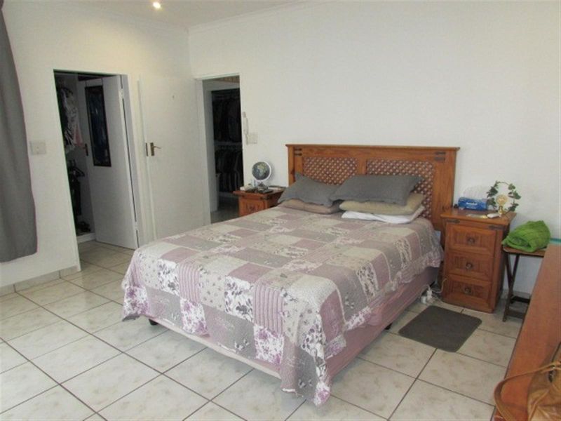 Beautiful Family Home in Colbyn West - Photo 9