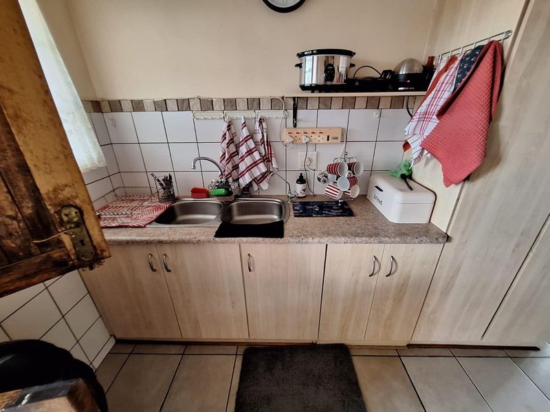 An ideal option for retirees seeking security, comfort, and convenience. - Photo 7