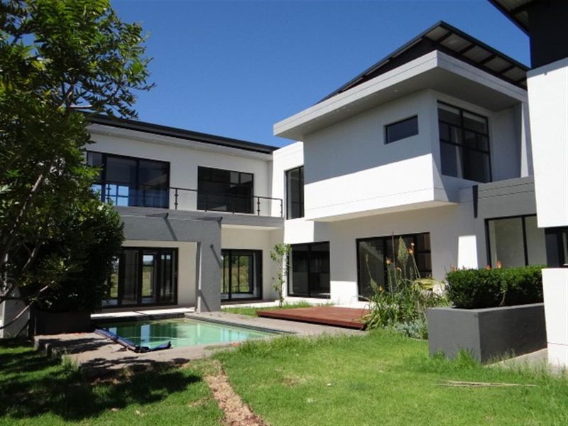 5 Bedroom House For Sale in Midstream Ridge Estate, Midstream Estate, Centurion - Photo 2