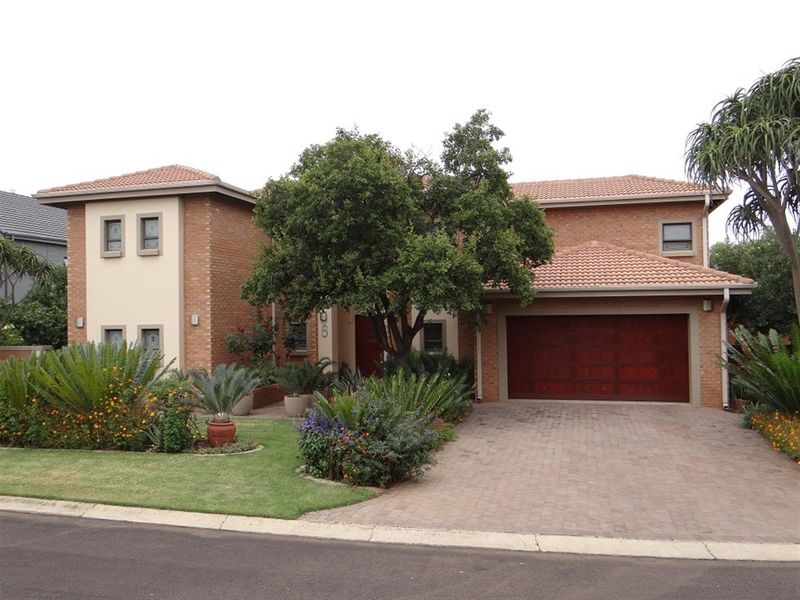 5 Bedroom House For Sale in Midstream Estate, Centurion - Photo 2
