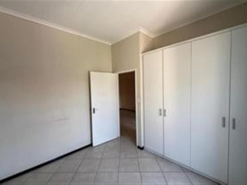 Townhouse For Sale in Brentwood Park, Benoni - Photo 7