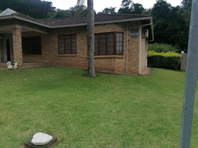 A Glamorous Home in the Exclusive Pearl Gardens, Chase Valley, Pietermaritzburg. - Photo 6