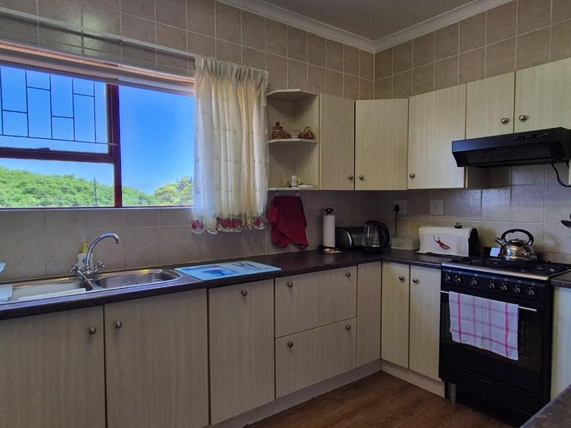 Secure Serene 3 Bedroom Home For Sale in Chanteclair Hermanus - Photo 5