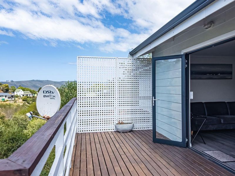 House For Sale in Knysna Heights Knysna - Photo 9