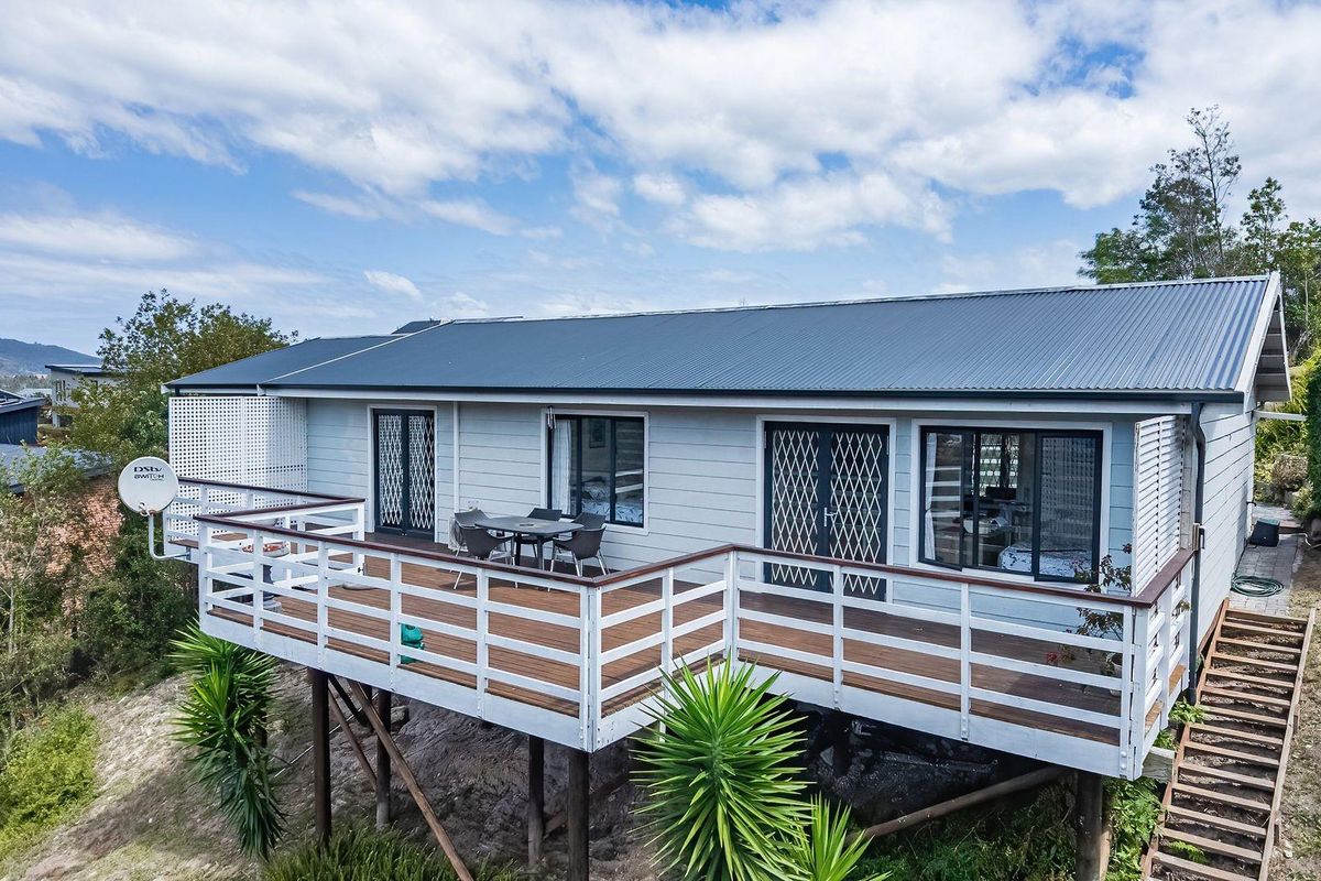 House For Sale in Knysna Heights Knysna - Photo 2