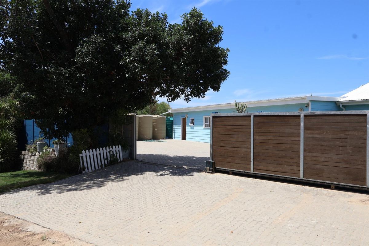 Eleven Bedroom House for Sale in West Beach Port Alfred - Photo 3