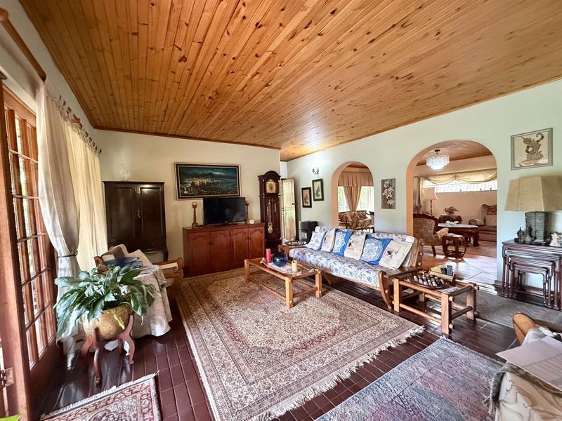 Family Home for Sale in Waterkloof Ridge Estate - Pretoria East - Photo 5