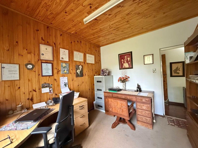 Family Home for Sale in Waterkloof Ridge Estate - Pretoria East - Photo 9