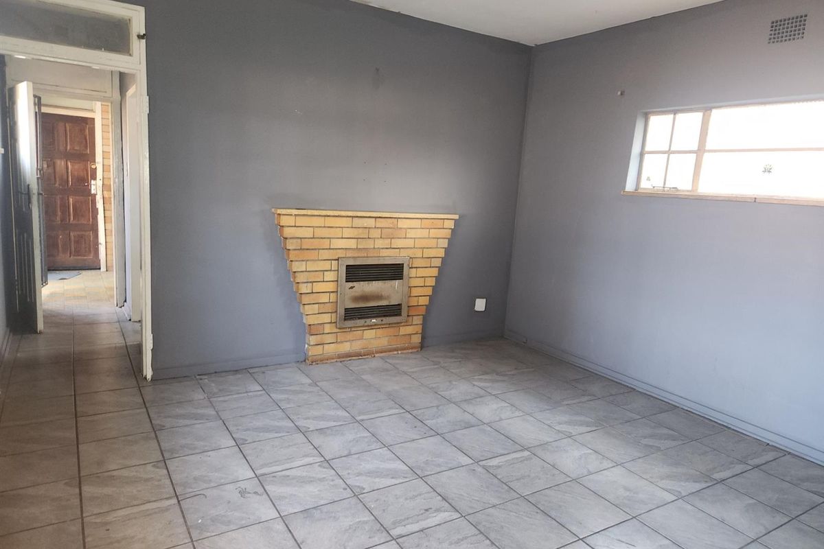 Ultimate Investment Apartment Block For Sale in Rosettenville, Johannesburg - Photo 3