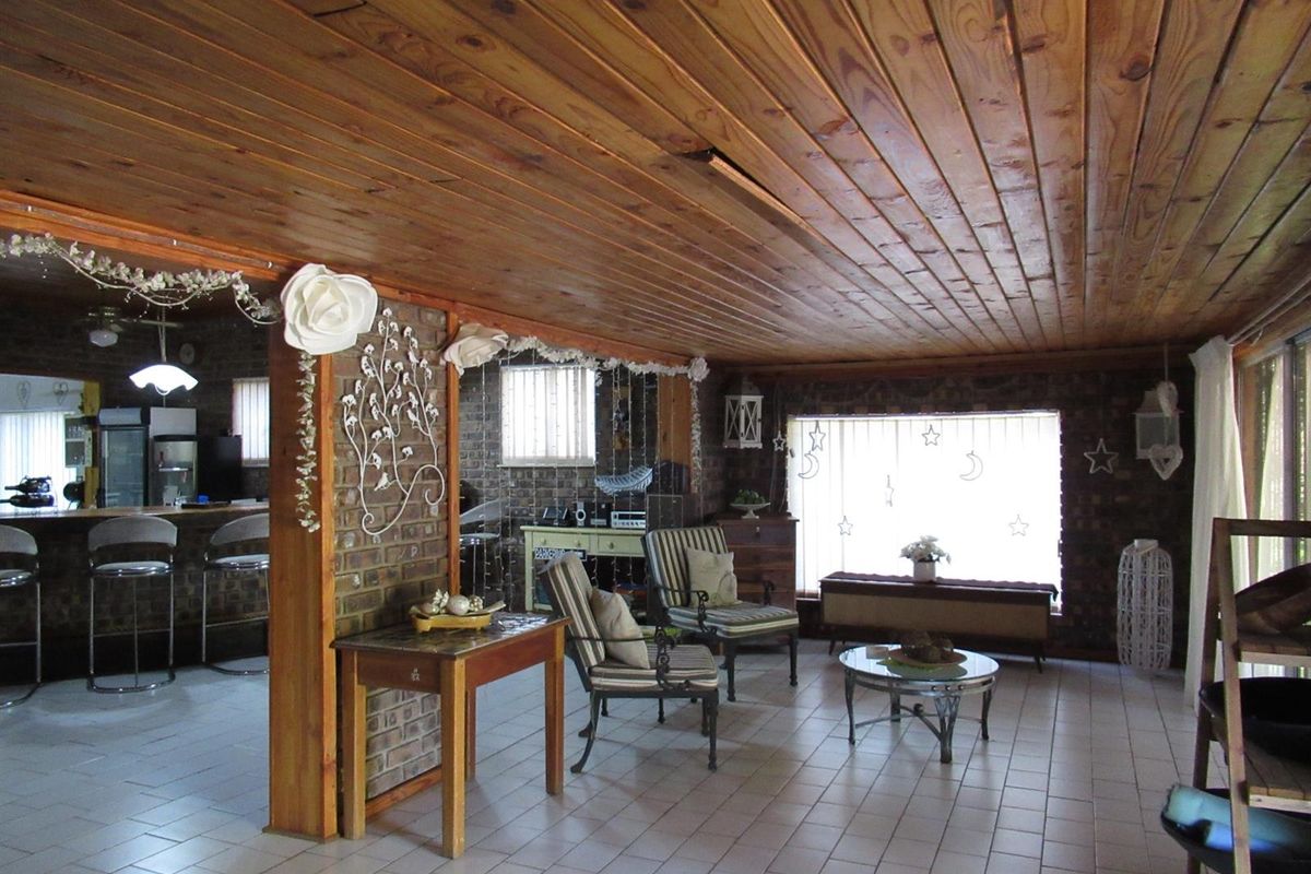 Farm For Sale in Rayton - Photo 5
