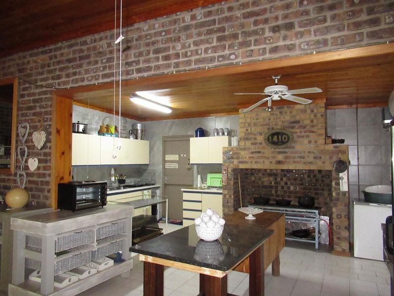Farm For Sale in Rayton - Photo 9