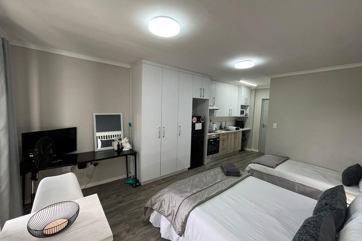 Modern Studio Apartment + Garage in popular Cederberg Estate in Haasendal - Photo 5