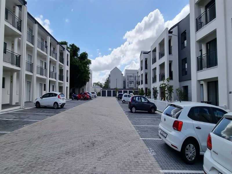 Modern Studio Apartment + Garage in popular Cederberg Estate in Haasendal - Photo 8