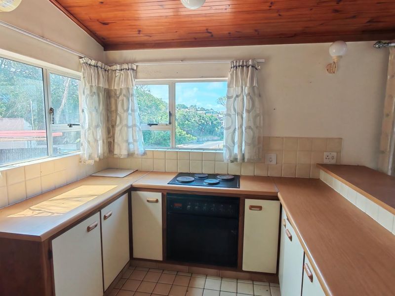 Fixer Upper Value Offering in Margate!  3 bedroom, 2 Bath townhouse - Photo 10