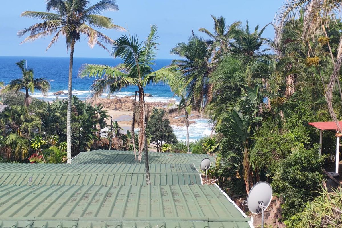 Fixer Upper Value Offering in Margate!  3 bedroom, 2 Bath townhouse - Photo 2