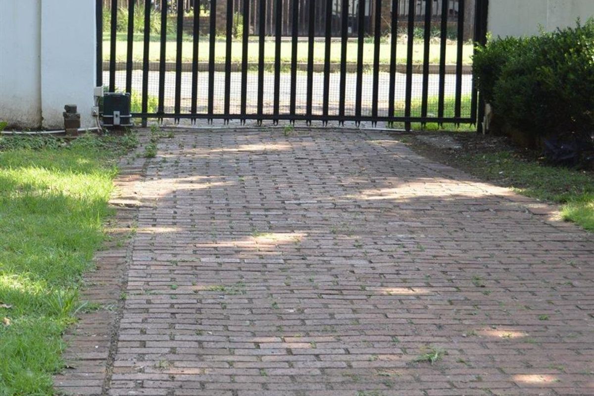 House For Sale in Meyerton Central, Meyerton - Photo 2