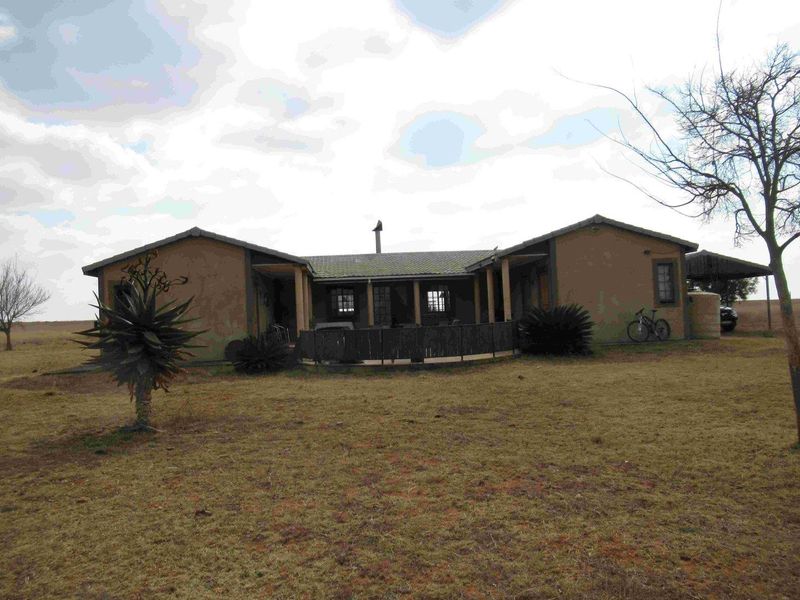 23HA PROPERTY FOR SALE IN NATURE RESERVE - Photo 7