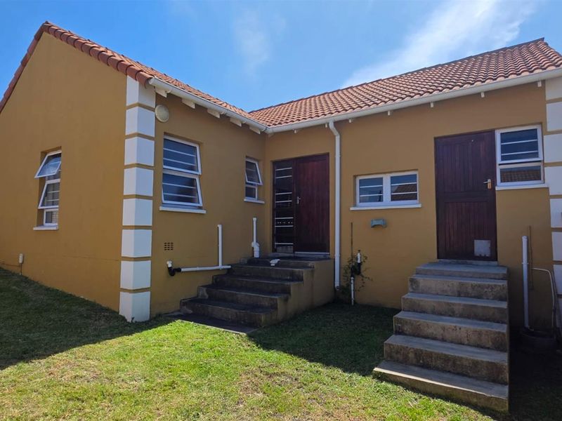 Well-Located 2-Bedroom Home in a Gated Complex - Photo 3