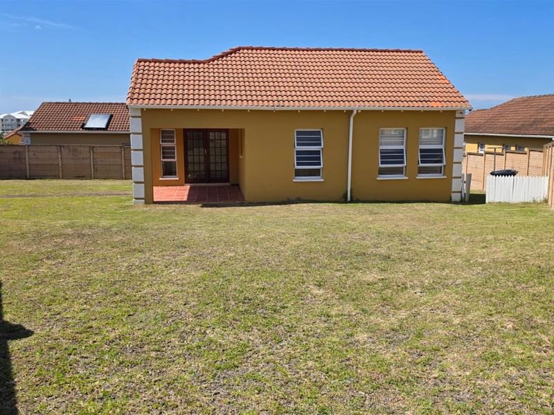 Well-Located 2-Bedroom Home in a Gated Complex - Photo 2