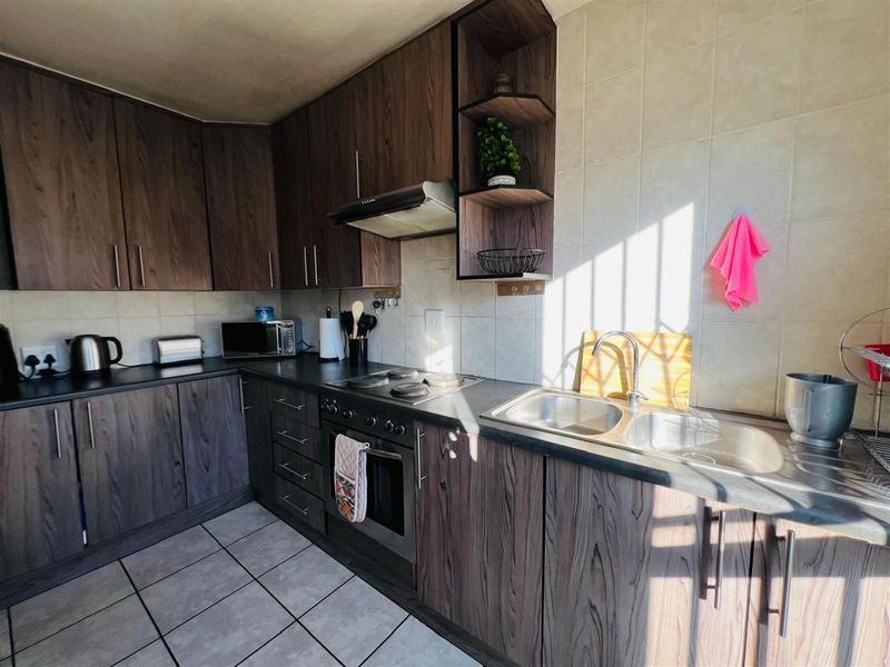 House for Sale in Sasolburg Central, Sasolburg - Photo 1