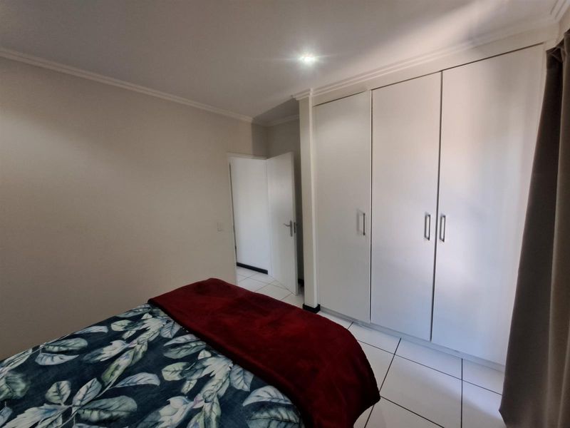 1 bed 1 bath Unit - Photo 7