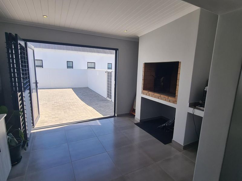 House For Sale in Atlantic Waves Estate, Laaiplek, Velddrif - Photo 9
