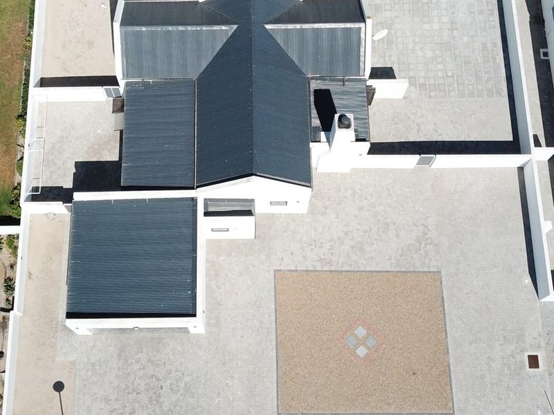 House For Sale in Atlantic Waves Estate, Laaiplek, Velddrif - Photo 2