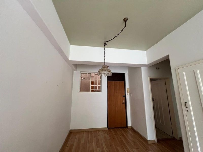 Apartment For Sale  in Norwood Johannesburg - Photo 4