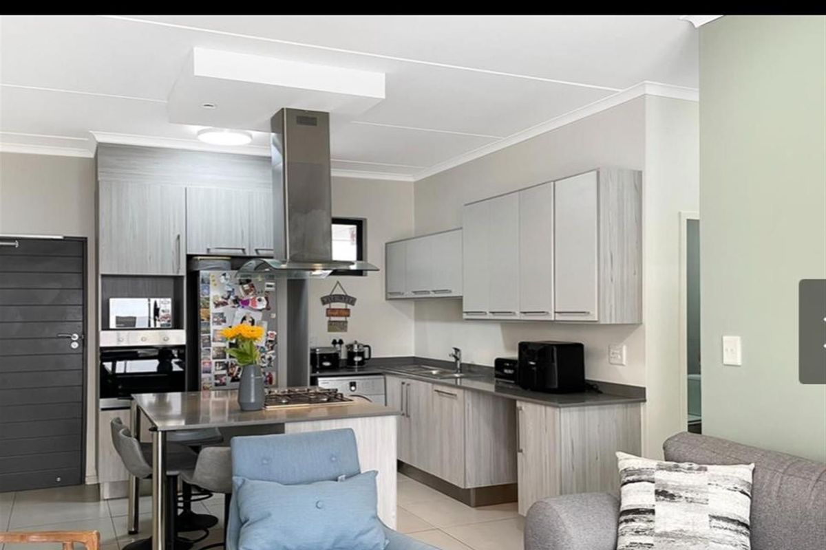 Apartment For Sale in Erand Gardens, Midrand - Photo 5