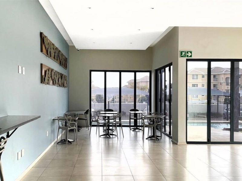 Apartment For Sale in Erand Gardens, Midrand - Photo 6