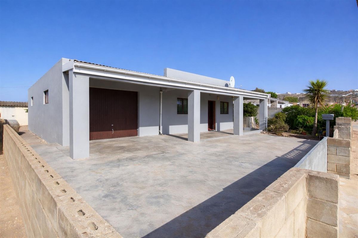 3 Bedroom Home for Sale - Ideal for Families or Investors - Photo 3