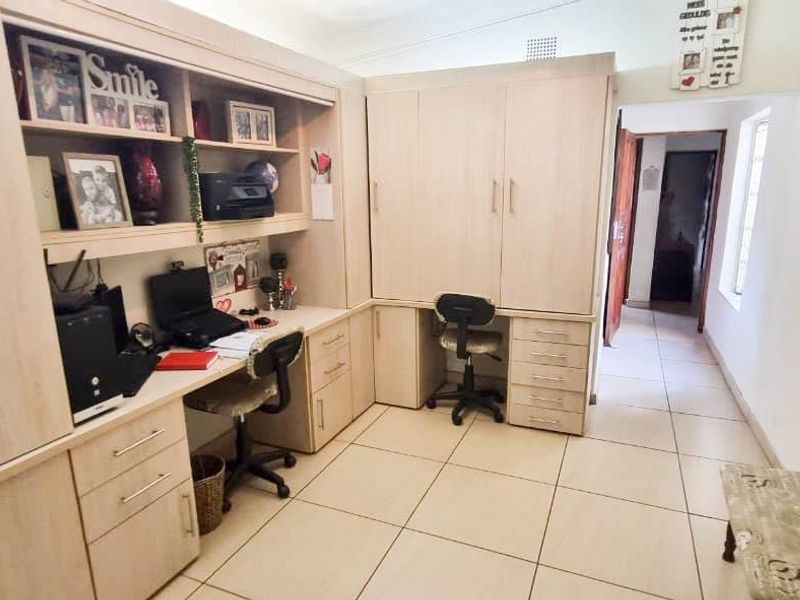 Well-Positioned 4-Bedroom Home with Flatlet in Delmas Central - Photo 7