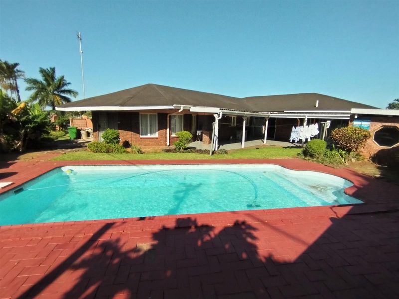 A Beautiful house for sale in Grantham Park, Empangeni - Photo 1