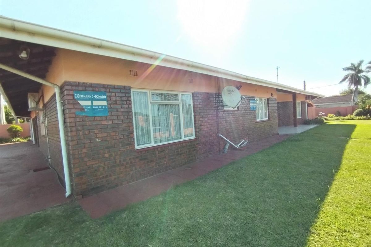 A Beautiful house for sale in Grantham Park, Empangeni - Photo 5