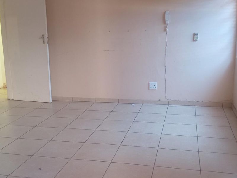 Office To Rent in Newcastle Central, Newcastle, KwaZulu Natal - Photo 4