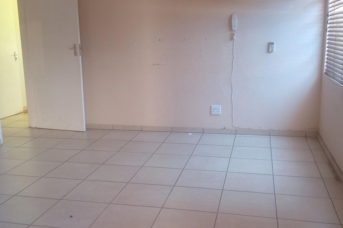 Office To Rent in Newcastle Central, Newcastle, KwaZulu Natal - Photo 4