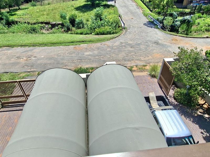 Exclusive Five-Level Luxury Residence with Panoramic Vaal River Views - Photo 5